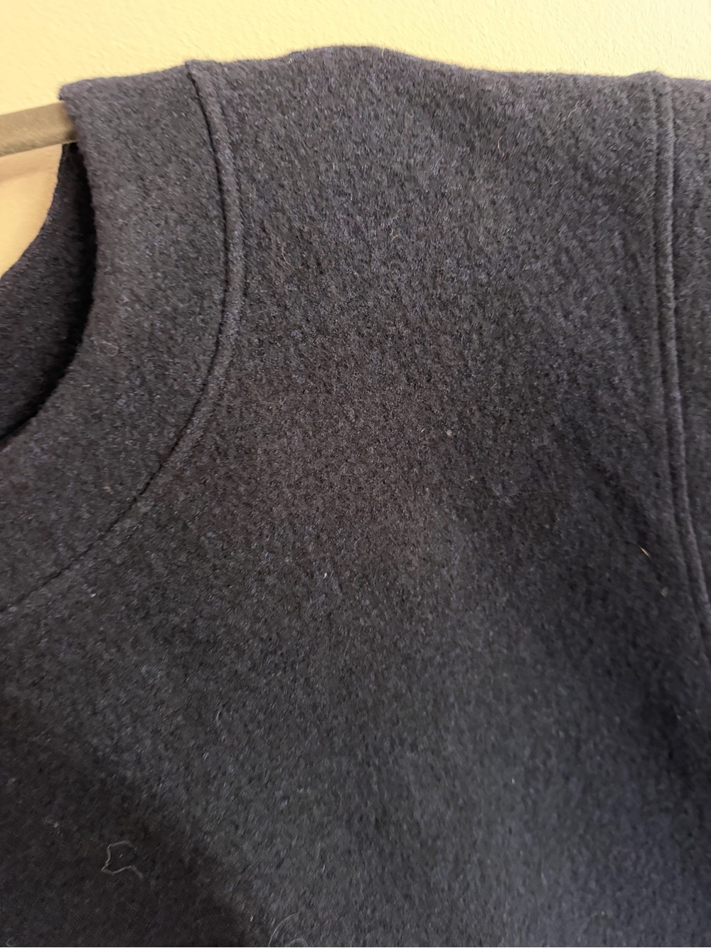 Massimo Dutti felt vest navy - Picture 2 of 5